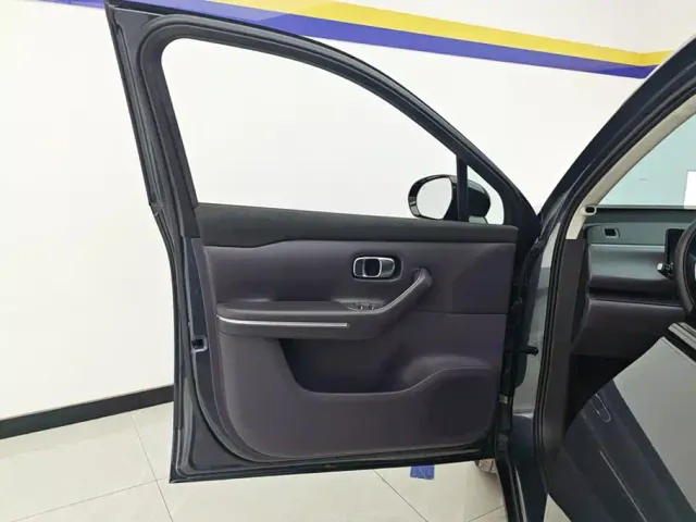 Leapmotor C16 — Фото автомобиля 7