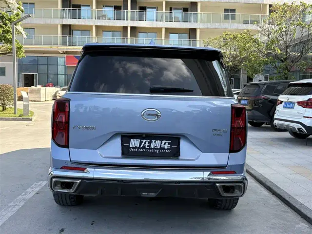 GAC Trumpchi GS8 — Фото автомобиля 8