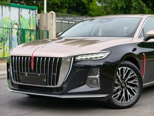 Hongqi H5 — Фото автомобиля 8