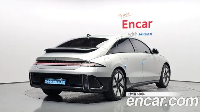 Hyundai Ioniq 6 — Фото автомобиля 2