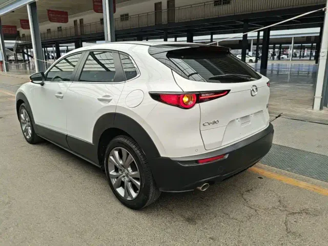 Mazda CX-30 — Фото автомобиля 4