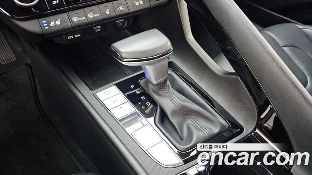 Hyundai Avante CN7 — Фото автомобиля 9