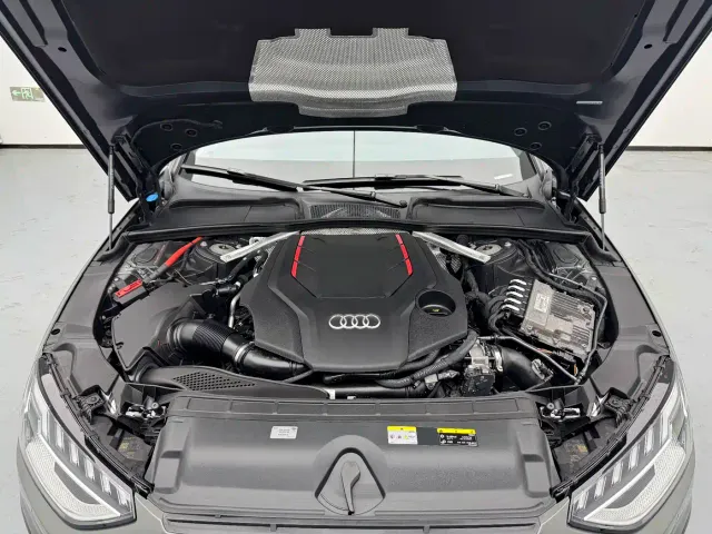 Audi Audi S4 2023 S4 Avant 3.0TFSI — Фото автомобиля 7