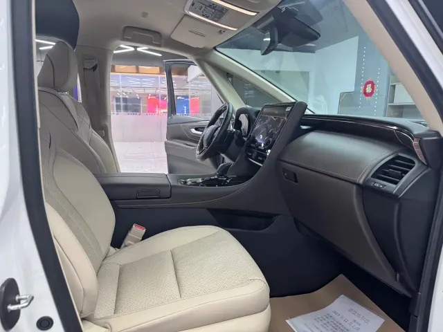 Toyota Alphard — Фото автомобиля 15