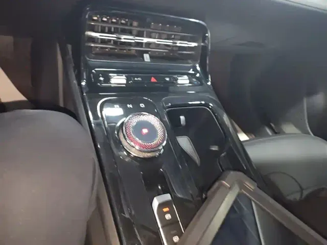 Wuling Starlight — Фото автомобиля 13