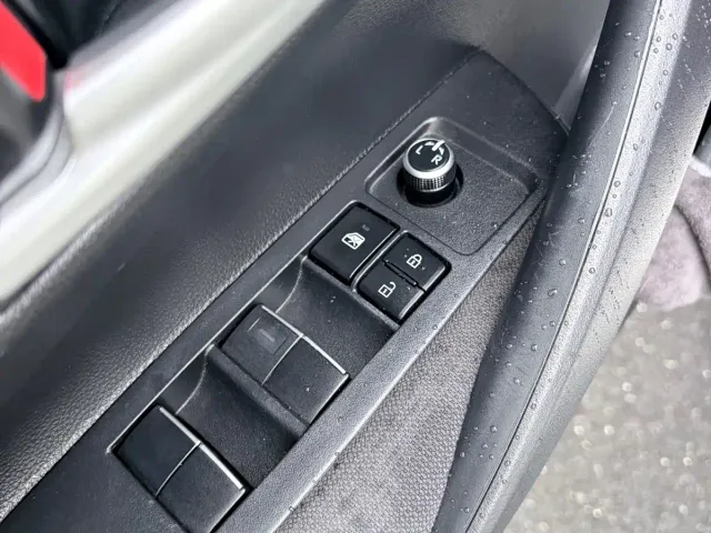 Toyota Corolla — Фото автомобиля 16