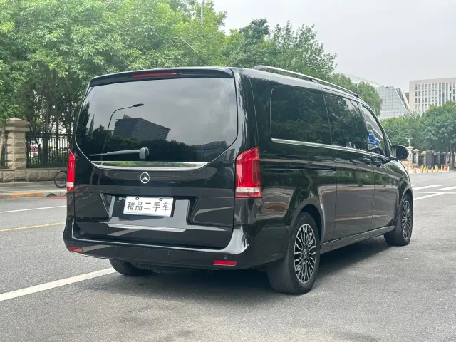 Mercedes-Benz V-Class — Фото автомобиля 7