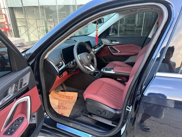 BMW X1 — Фото автомобиля 4