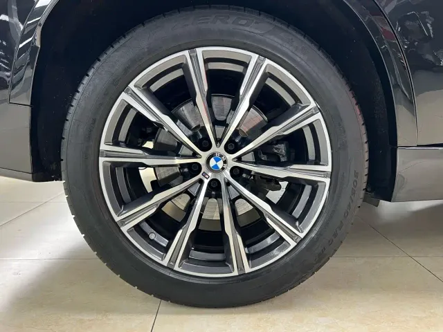 BMW X5 — Фото автомобиля 29