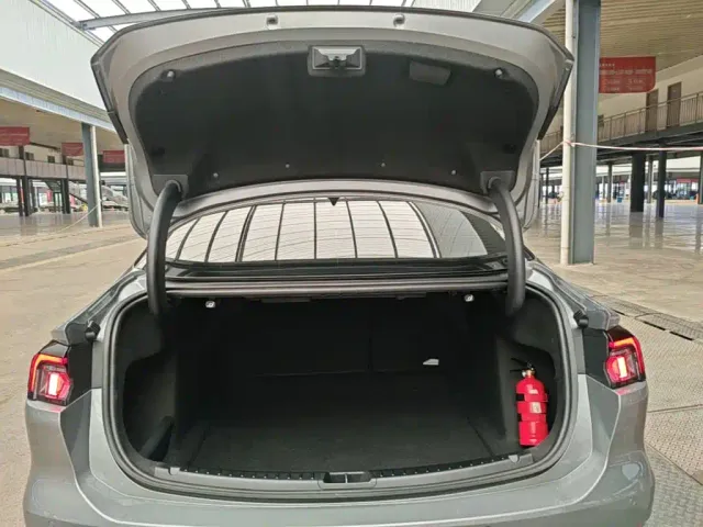 Ford Mondeo — Фото автомобиля 18