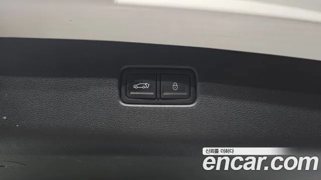 Genesis GV70 — Фото автомобиля 27