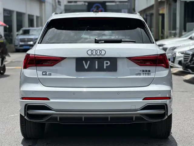 Audi Q3 — Фото автомобиля 4