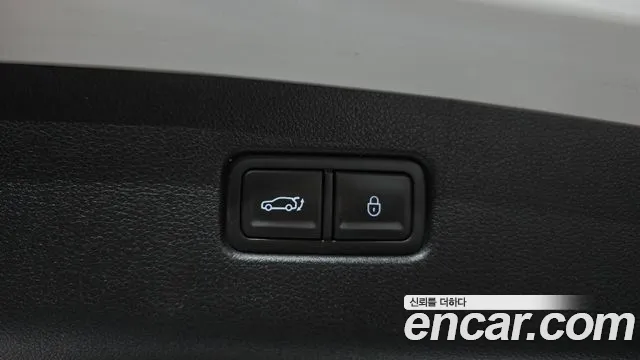 Genesis GV70 — Фото автомобиля 26