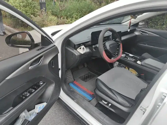 Wuling Starlight — Фото автомобиля 12