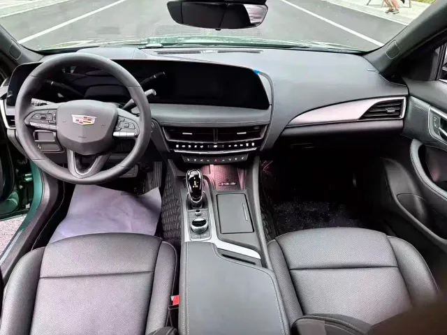 Cadillac CT5 — Фото автомобиля 5