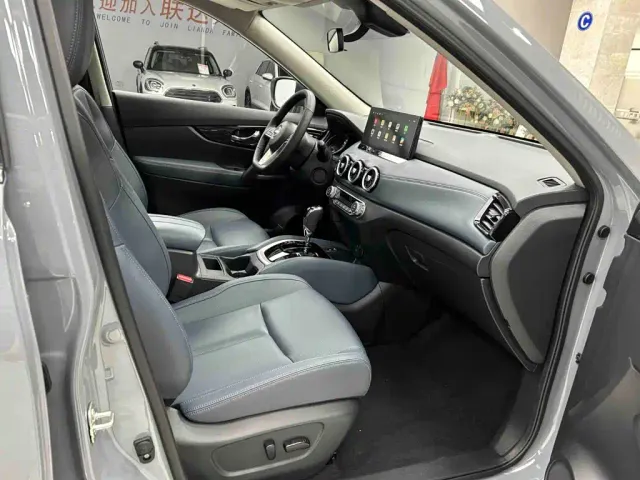 Nissan X-Trail — Фото автомобиля 19
