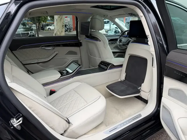 Audi Audi A8 2022 A8L Horch Founder's Edition Legendary — Фото автомобиля 13