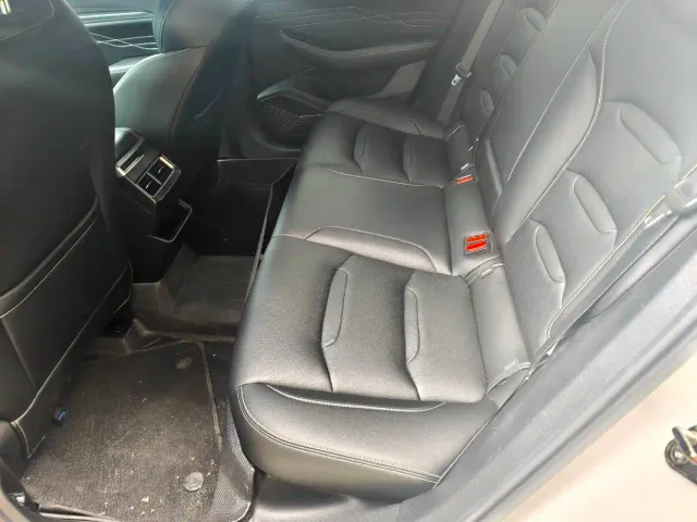 Geely Xingrui — Фото автомобиля 12