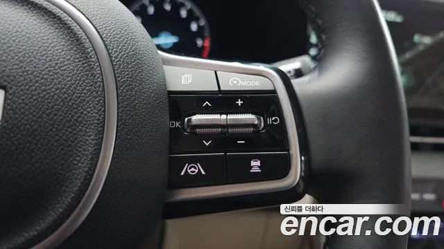 Kia Canival Carnival 4 поколение Бензин 7 мест Noblesse — Фото автомобиля 18