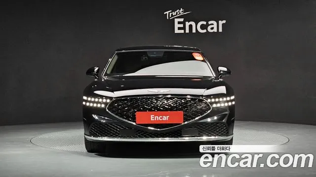 Genesis G90 Бензин 3.5 турбо AWD — Фото автомобиля 3