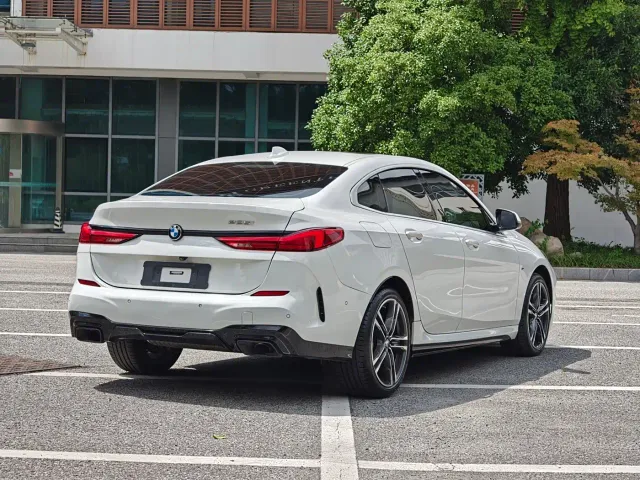 BMW 2 Series — Фото автомобиля 6