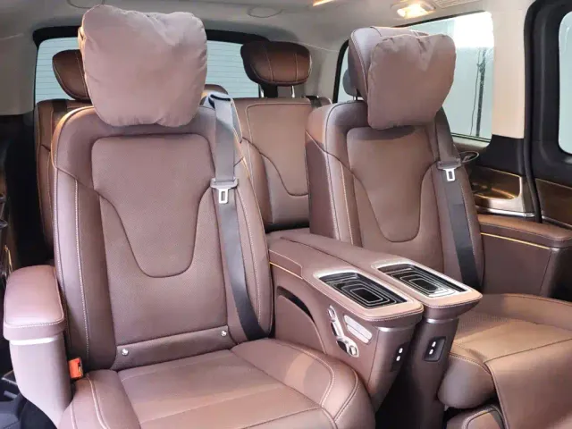 Mercedes-Benz V-Class — Фото автомобиля 23
