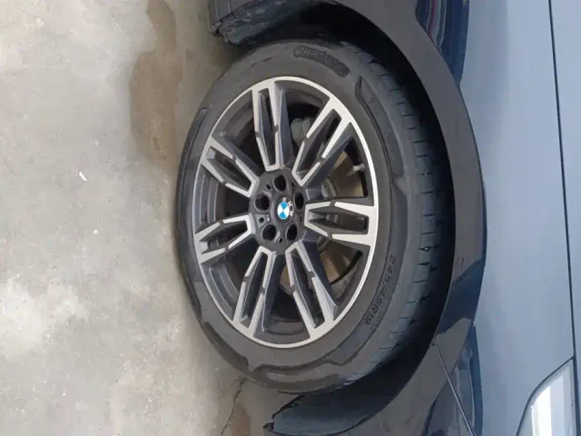 BMW 5 Series — Фото автомобиля 6