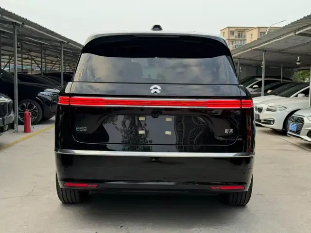 Nio ES9 — Фото автомобиля 8