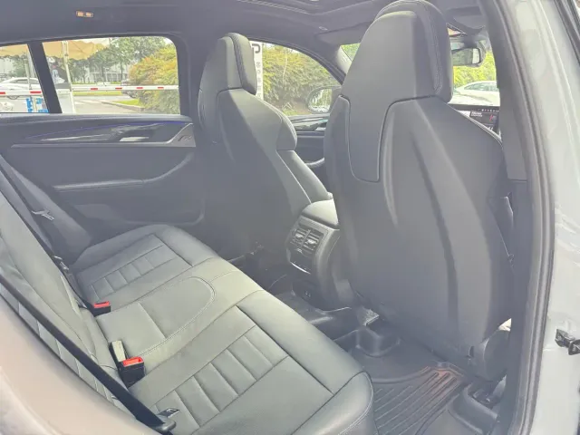 BMW X4 M40i — Фото автомобиля 13