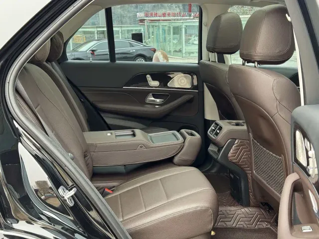 Mercedes-Benz GLE-Class — Фото автомобиля 13