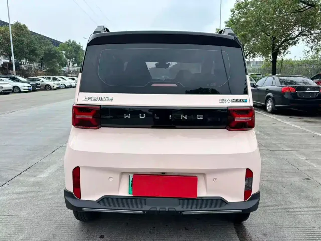 Wuling Hongguang Mini EV — Фото автомобиля 8