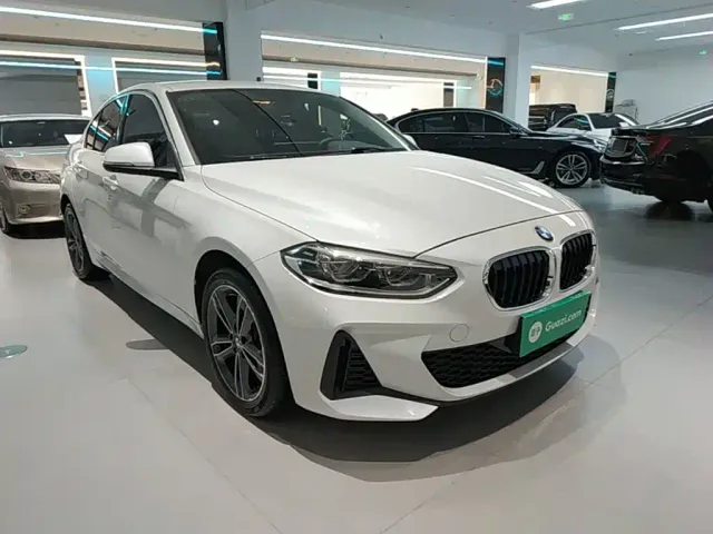 BMW 1 Series — Фото автомобиля 21