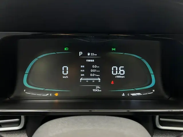 Hyundai Elantra — Фото автомобиля 14