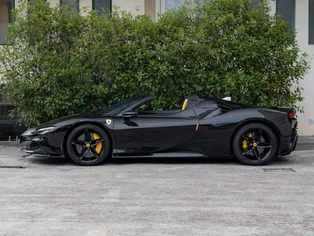 Ferrari SF90 — Фото автомобиля 7