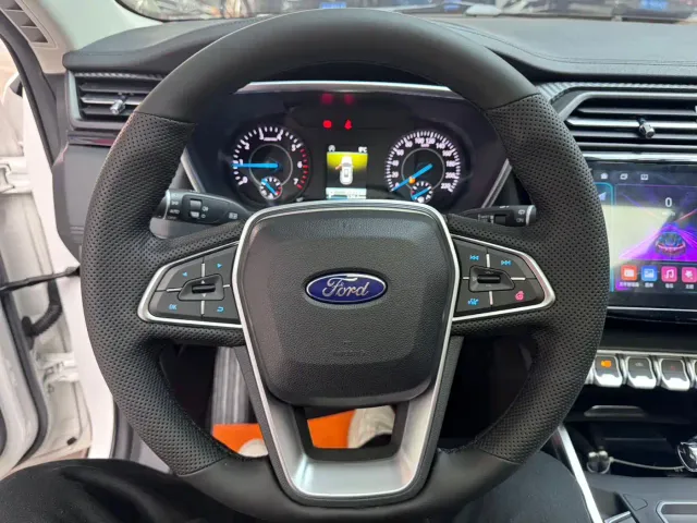 Ford Territory — Фото автомобиля 10