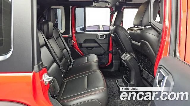 Jeep Wrangler JL — Фото автомобиля 12