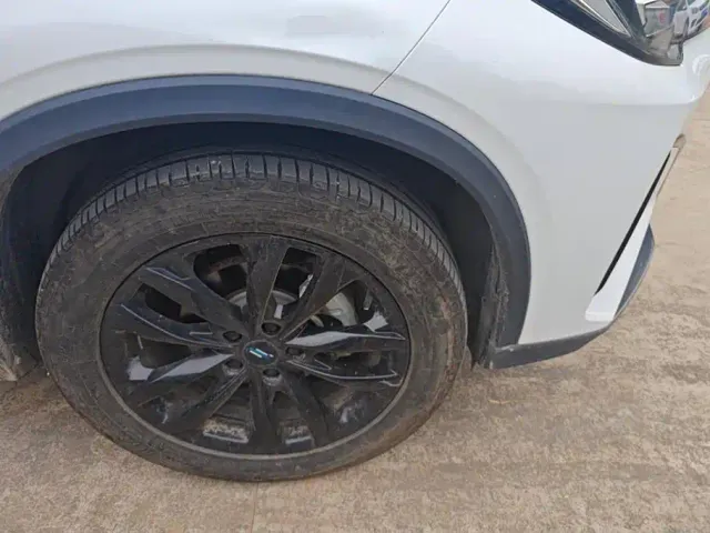 Changan X5 Plus — Фото автомобиля 6