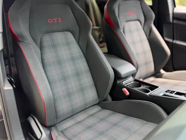 Volkswagen Golf GTI — Фото автомобиля 5