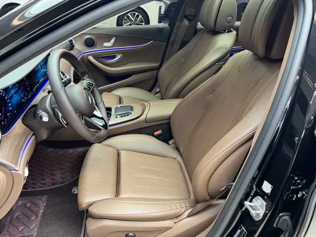Mercedes-Benz E-Class — Фото автомобиля 9
