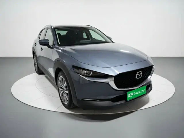Mazda CX-30 — Фото автомобиля 3
