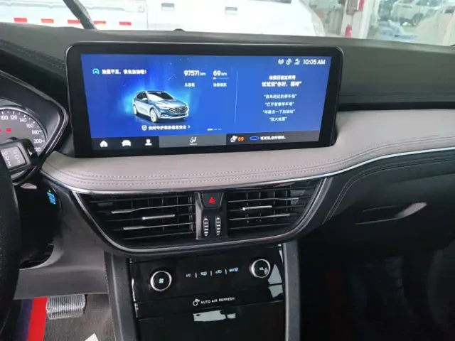 Ford Escape — Фото автомобиля 12