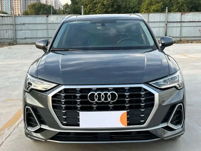 Audi Q3 — Фото автомобиля 2