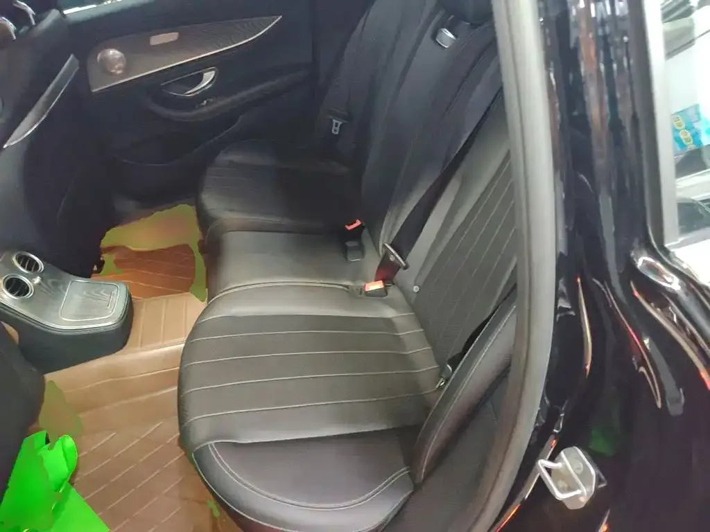 Mercedes-Benz Mercedes-Benz E-Class 2022 Second Facelift E 300 L Fashion — Фото автомобиля 16