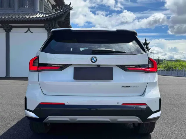 BMW X1 — Фото автомобиля 5