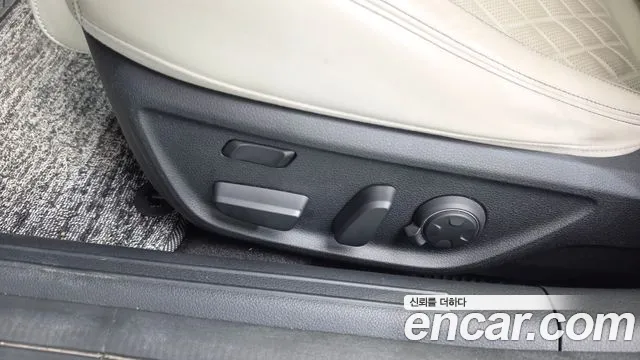 Genesis G70 — Фото автомобиля 26