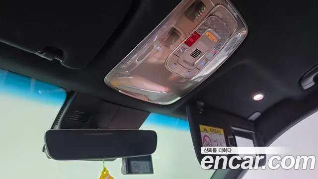 Genesis GV70 — Фото автомобиля 27