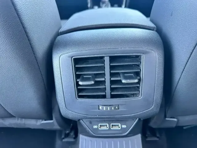 Volkswagen Volkswagen T-ROC 2022 280TSI DSG 2WD Comfort PLUS — Фото автомобиля 17