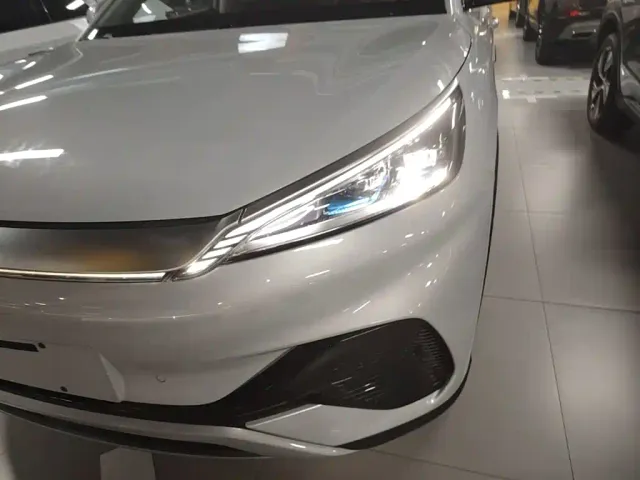 BYD Yuan PLUS — Фото автомобиля 23