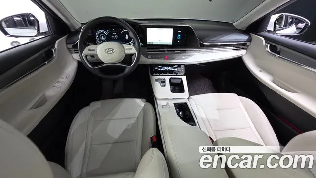 Hyundai Grandeur New — Фото автомобиля 10