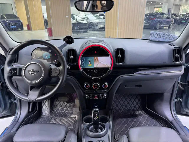 MINI Countryman — Фото автомобиля 13